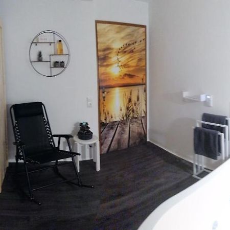 Ferienwohnung Christine Mit Sauna Und Whirlpool Utzerath Exterior foto